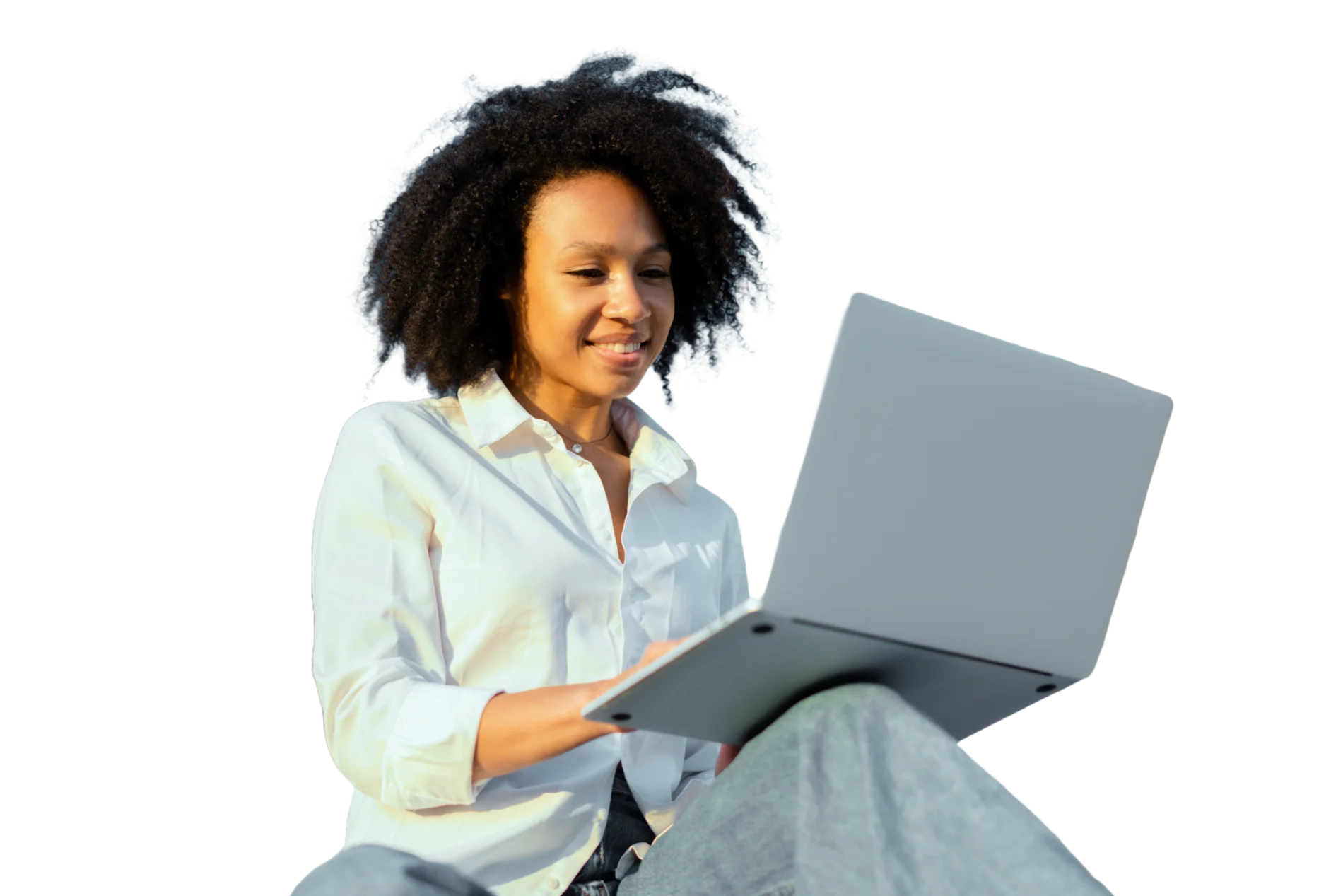 Empreendedora usando notebook